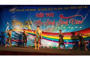 Hội thi tiếng hát học sinh,sinh viên