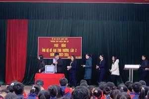 TRƯỜNG THPT HUYỆN ĐÌNH LẬP ỦNG HỘ HŨ GẠO TÌNH THƯƠNG LẦN 2 NĂM HỌC 2023-2024