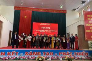 TRƯỜNG THPT HUYỆN ĐÌNH LẬP NHIỆT LIỆT CHÀO MỪNG QUÝ VỊ ĐẠI BIỂU VỀ DỰ LỄ ĐÓN BẰNG CÔNG NHẬN TRƯỜNG ĐẠT CHUẨN QUỐC GIA CẤP ĐỘ 1 VÀ KỶ NIỆM 42 NĂM NGÀY  NHÀ GIÁO VIỆT NAM (20/11/1982- 20/11/2024)