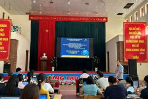 TRƯỜNG THPT ĐÌNH LẬP TẬP HUẤN ỨNG DỤNG CÔNG NGHỆ AI TRONG DẠY HỌC NĂM HỌC 2025-2026