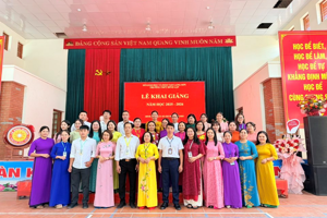 TRƯỜNG THPT ĐÌNH LẬP LAN TOẢ TINH THẦN ĐỔI MỚI TRONG THỰC HIỆN CHƯƠNG TRÌNH GDPT 2018