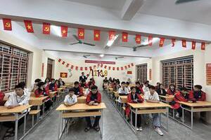 TRƯỜNG THPT ĐÌNH LẬP TỔ CHỨC CUỘC THI TRANG TRÍ LỚP HỌC NĂM 2025